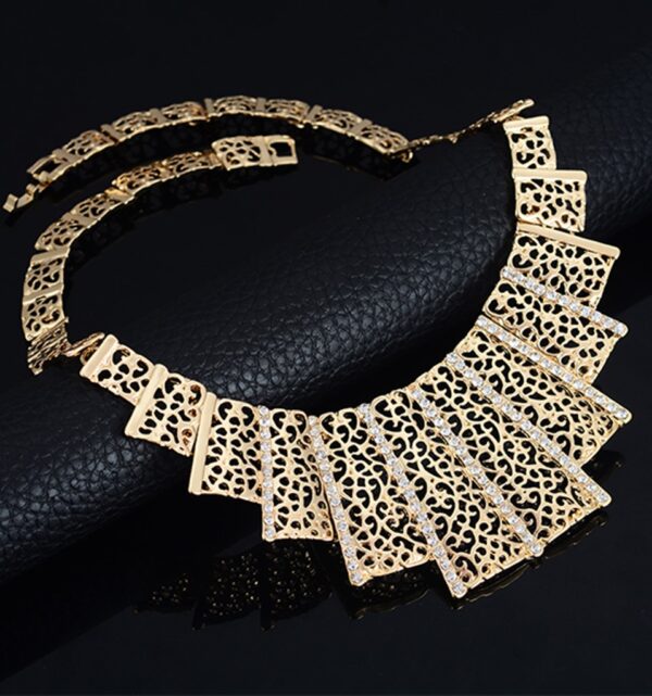 Timeless Elegance Gold Plated Jewelry Set 4 2834