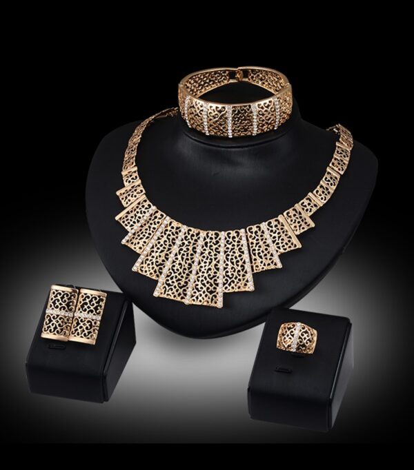 Timeless Elegance Gold Plated Jewelry Set 2 2834