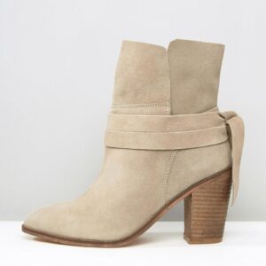 14689 beige womens 2026 fashion style trends