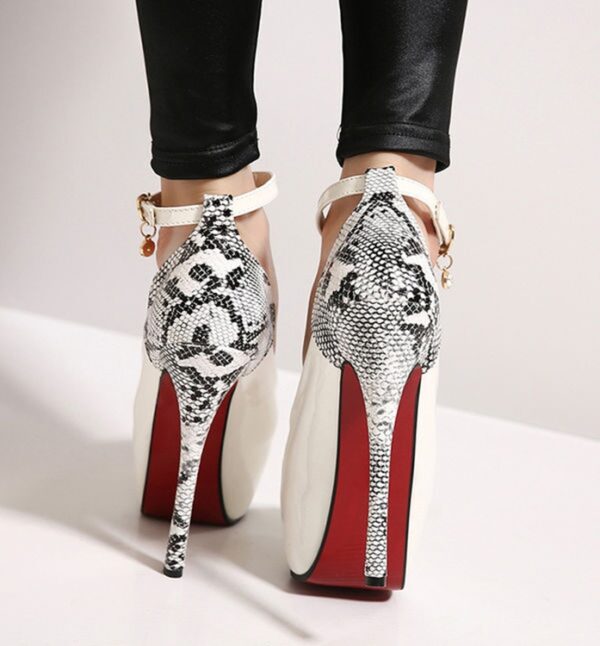 Snake Embossed Patent Platform Stiletto Heels 4 162