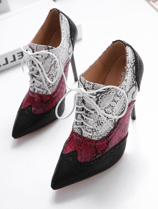 Sleek Pointed Toe Patent Stiletto Pumps 4 189