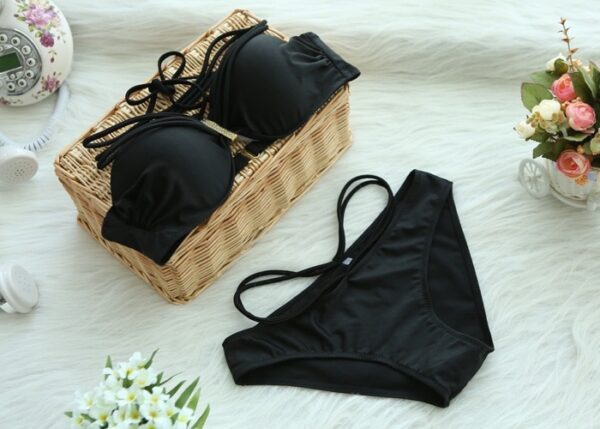 Classic Triangle High-Cut Bikini Set 3 594