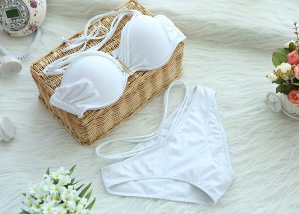 Classic Triangle High-Cut Bikini Set 5 594