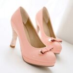 Bow Detail Patent Leather Pumps