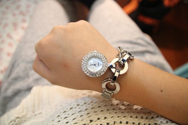 Sparkling Luxury Crystal Bracelet Watch 4 132