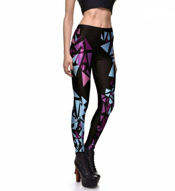 black geometric patterned sport leggings