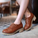 Lace-Up Oxford Shoes - Versatile Classic