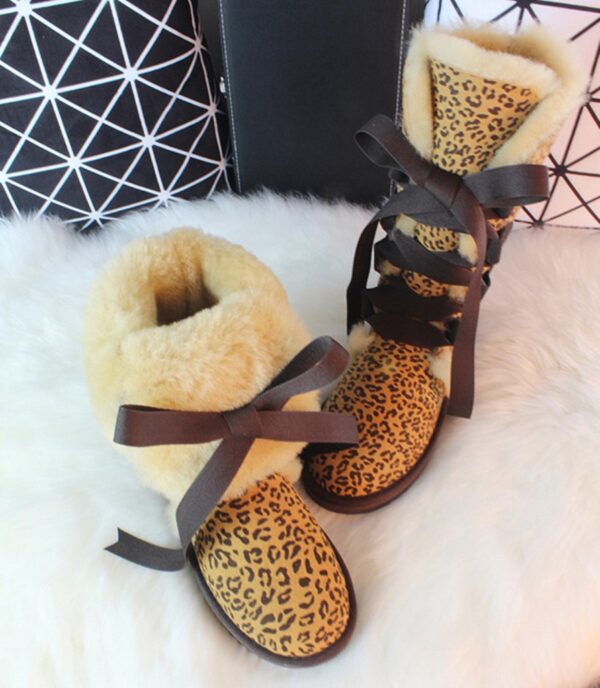 Cozy Luxe Suede Warm Fur Lined Lace Up Snow Boots 5 leopard furred ugg snow boot
