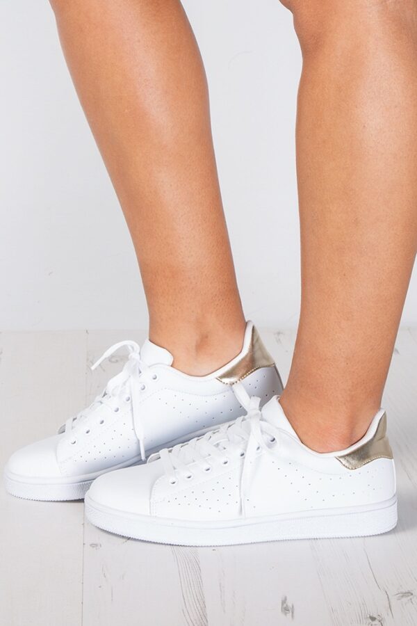 metallic white comfortable sport shoes