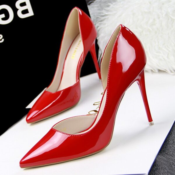 Elegant Pointed-Toe Patent Stiletto 1 red color pointed toe patent stiletto